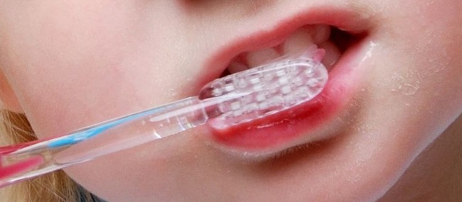 Escovas dentais